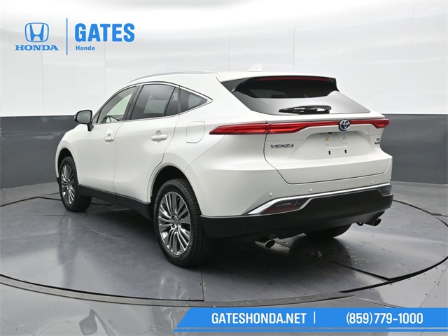Vehicle image 27 of 56