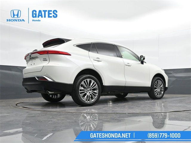 Vehicle image 19 of 56