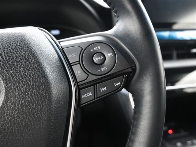 Vehicle image 41 of 56