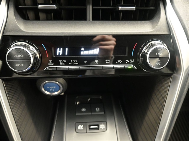 Vehicle image 36 of 56