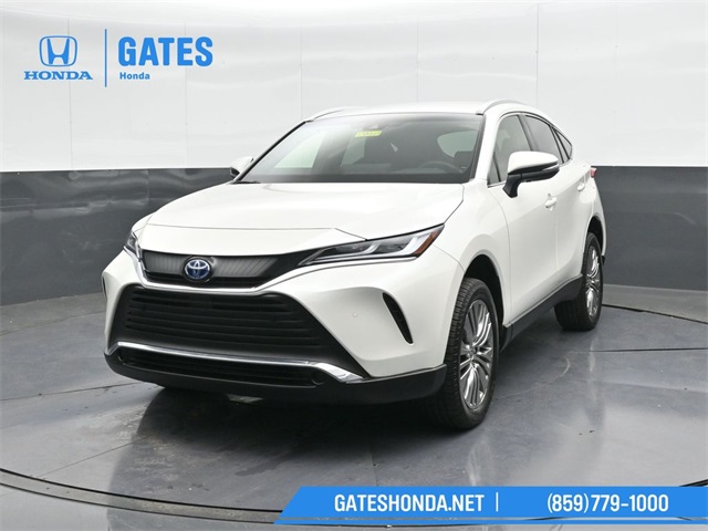 Vehicle image 4 of 56