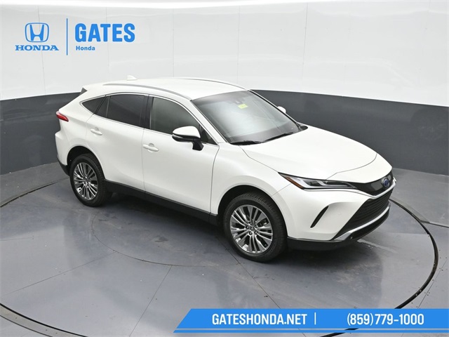 Vehicle image 11 of 56