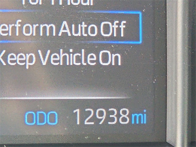 Vehicle image 25 of 28
