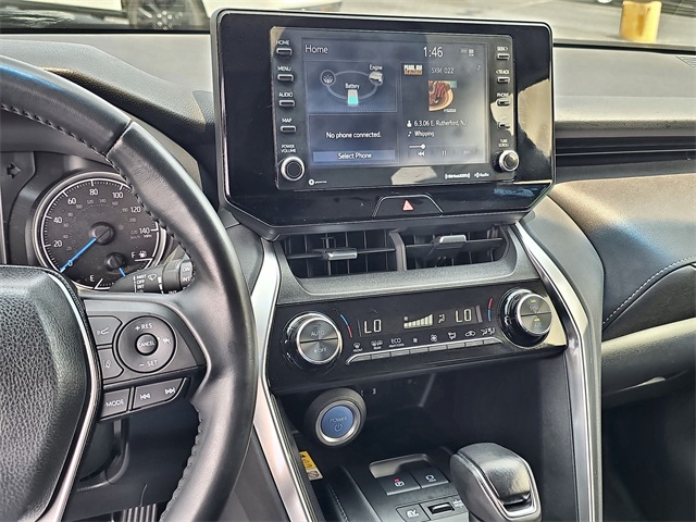 Vehicle image 26 of 28