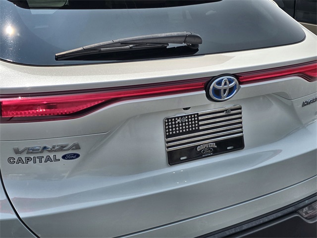 Vehicle image 15 of 28