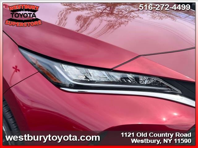 Vehicle image 14 of 36