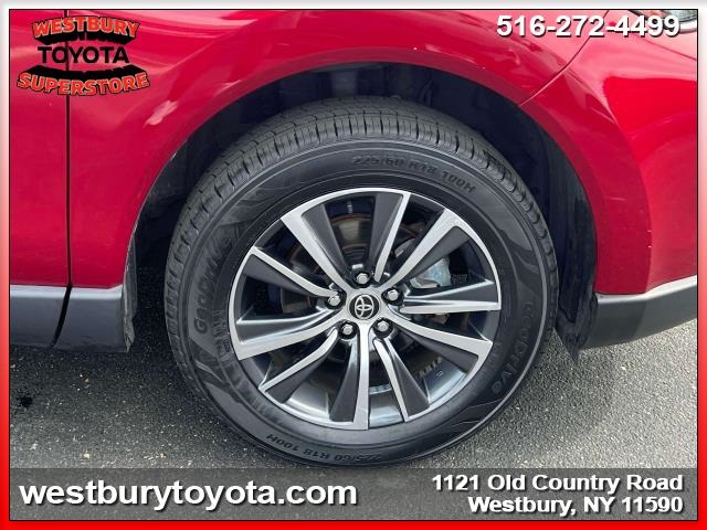Vehicle image 15 of 36