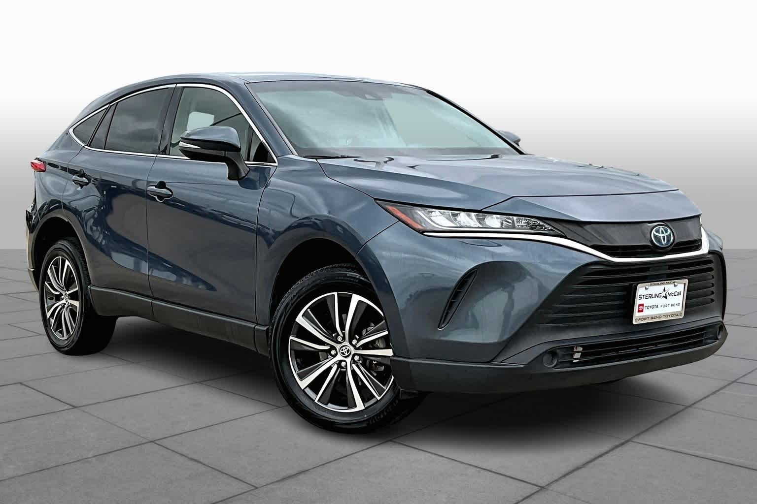 Vehicle image 5 of 36