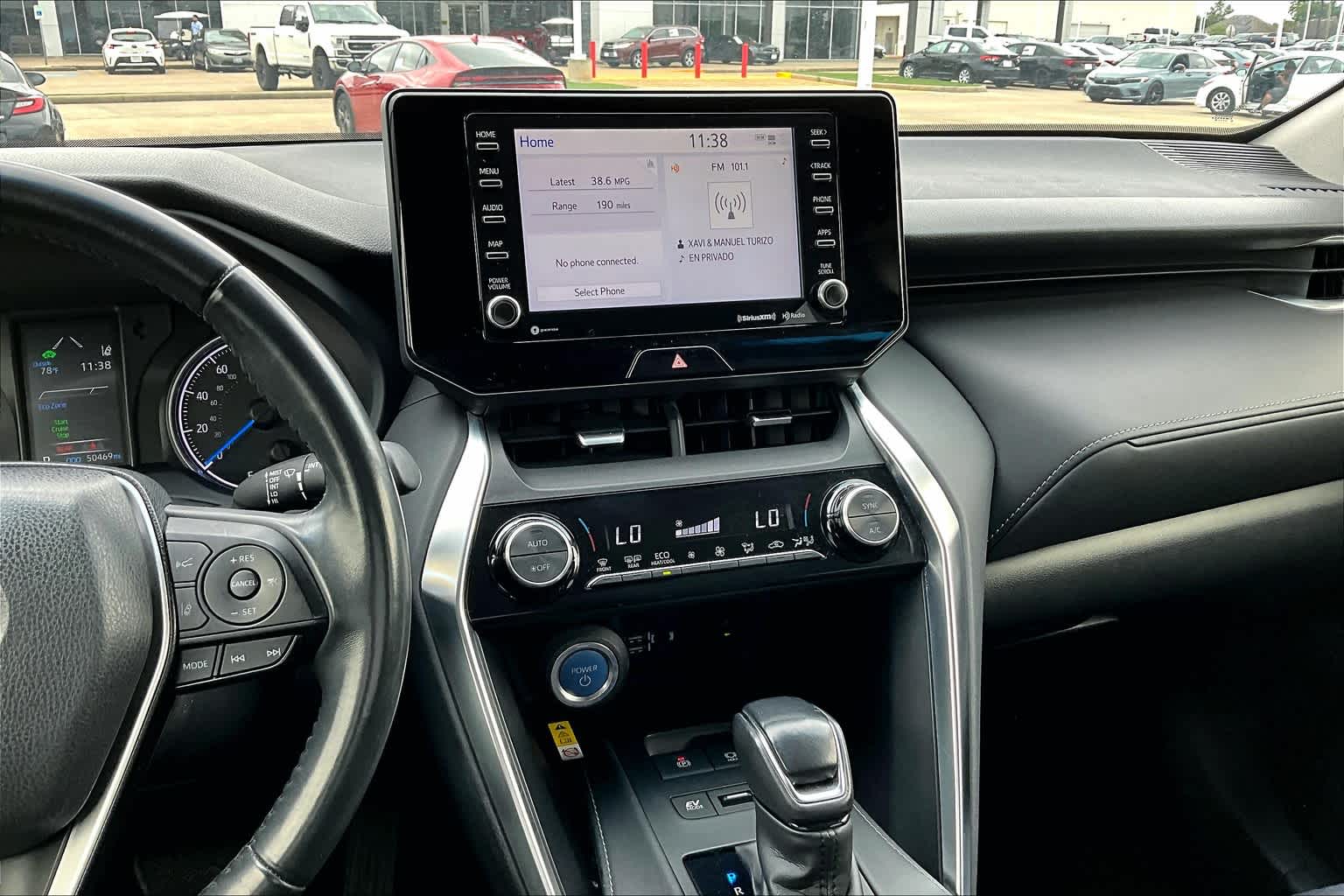 Vehicle image 8 of 36