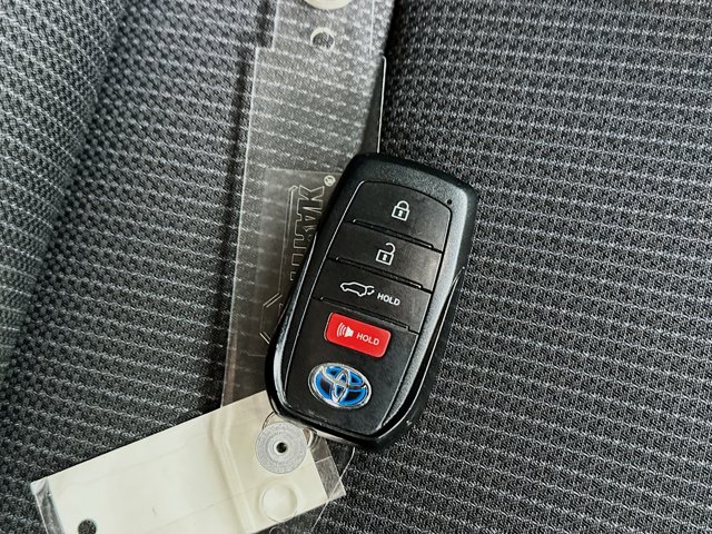 Vehicle image 33 of 33