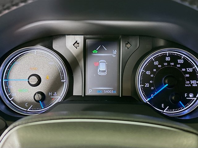 Vehicle image 19 of 33