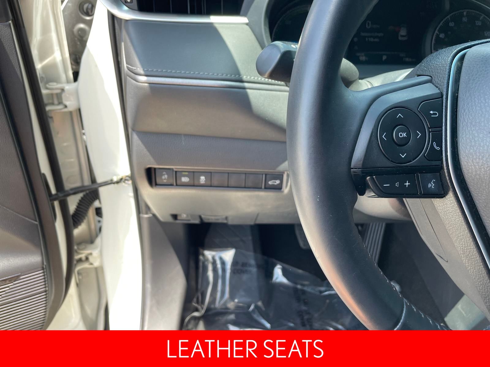 Vehicle image 14 of 20