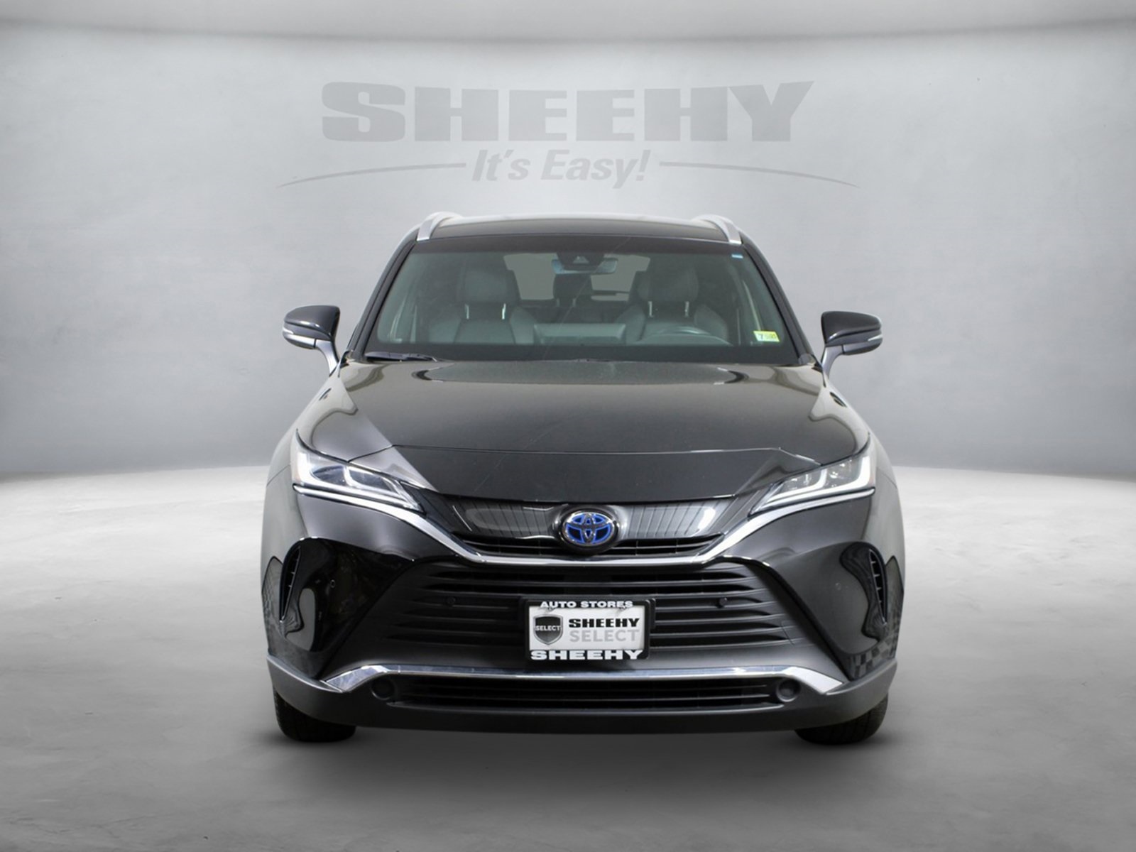 Vehicle image 2 of 29