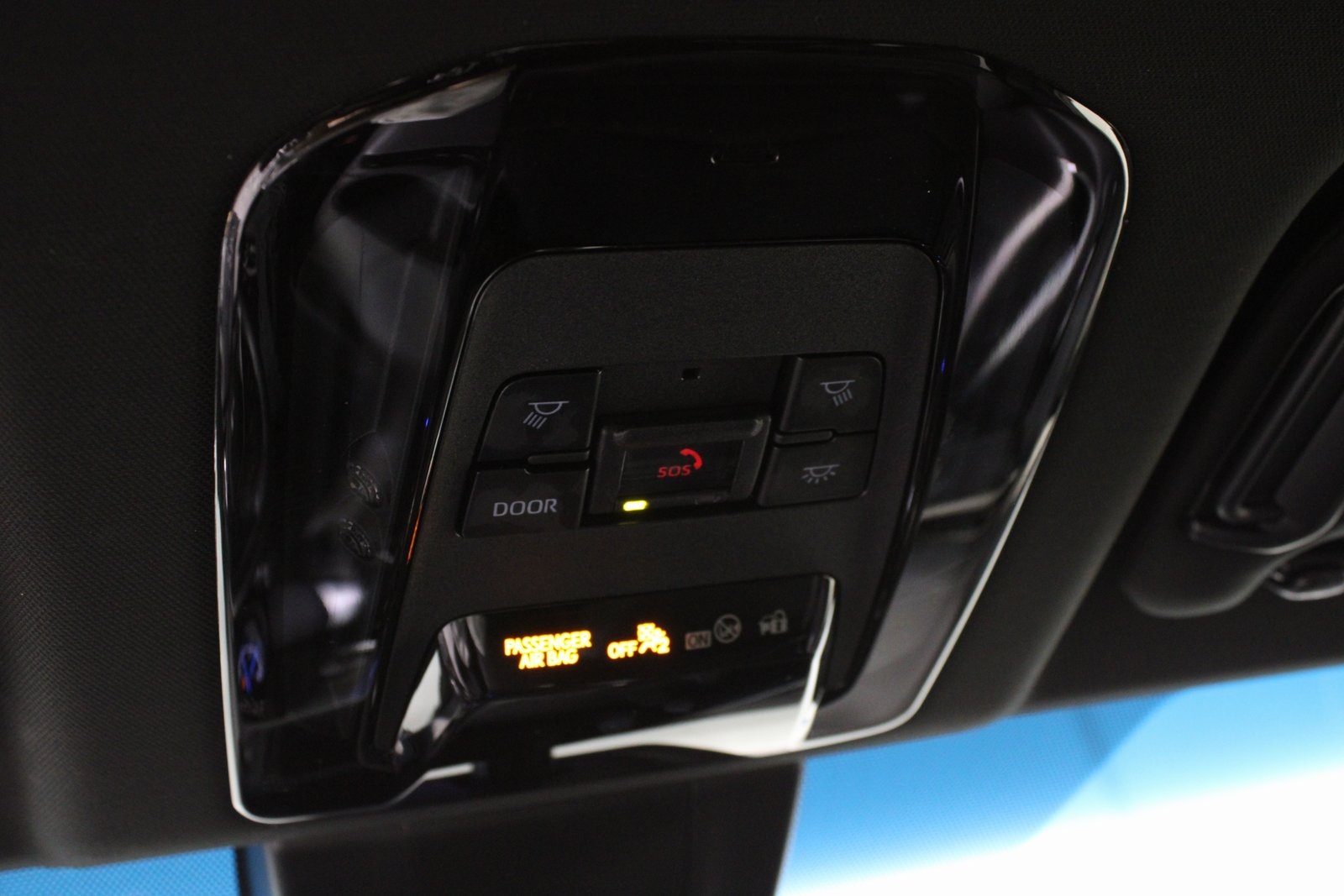 Vehicle image 24 of 29