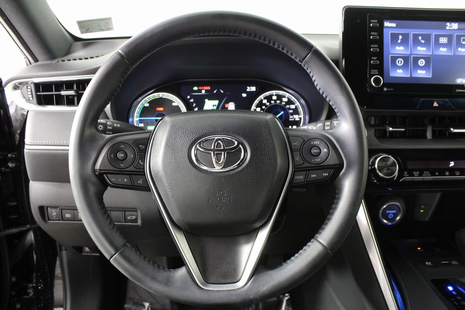 Vehicle image 25 of 29