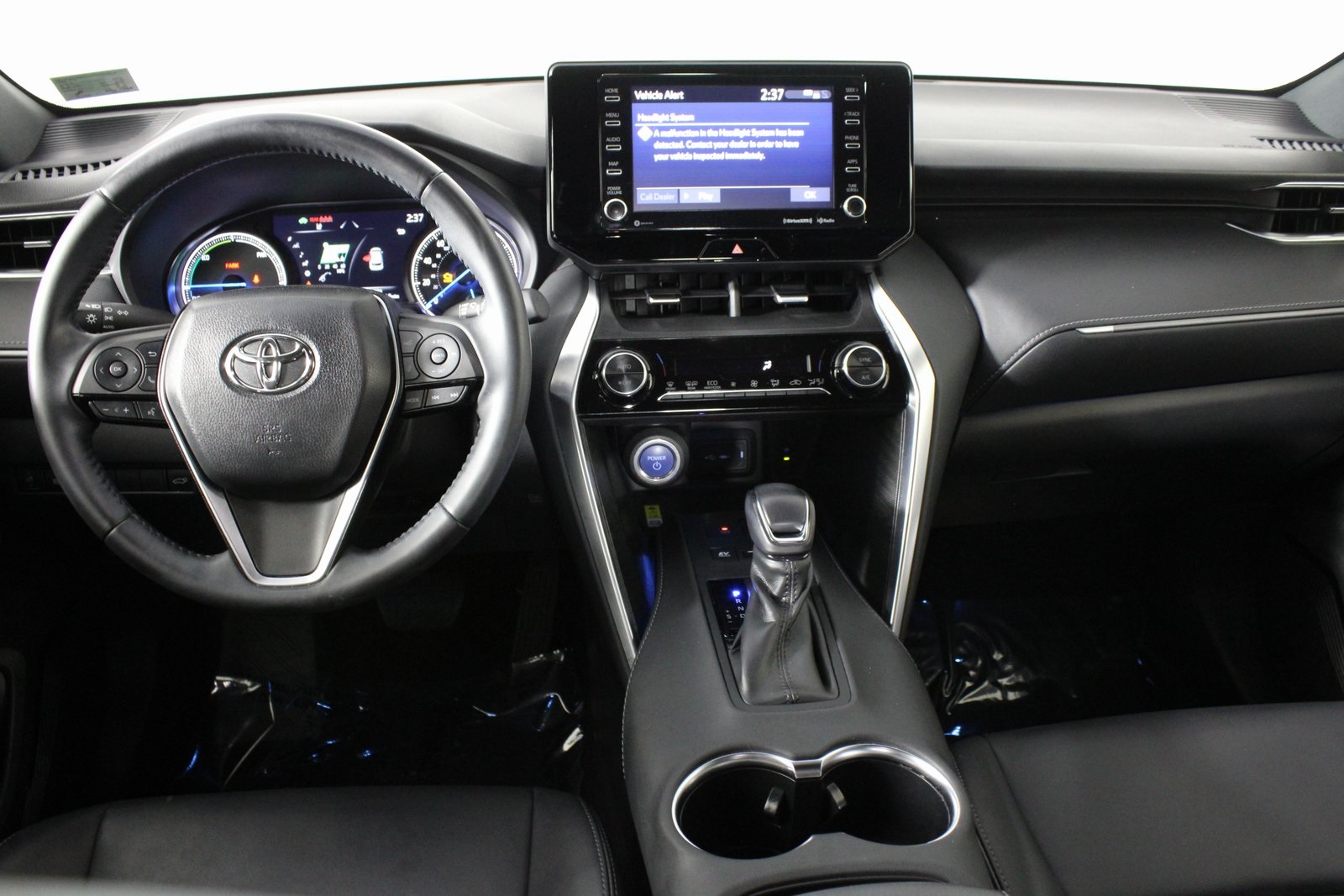 Vehicle image 13 of 29