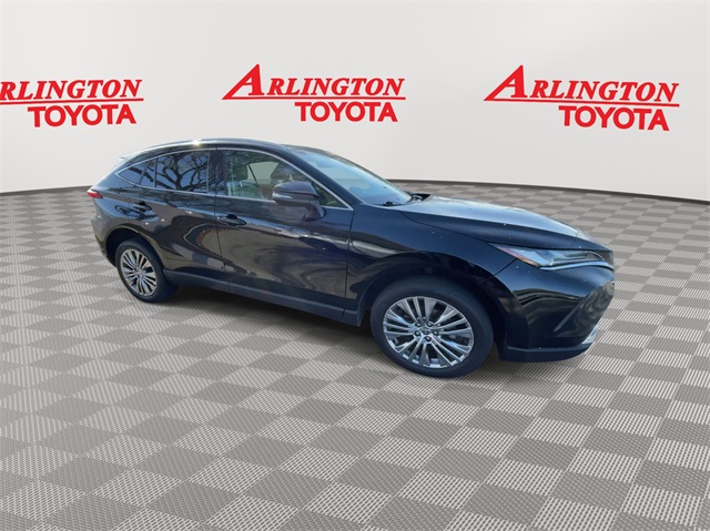 Vehicle image 4 of 23