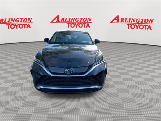 Vehicle image 3 of 23