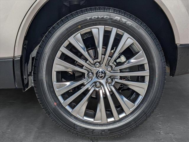 Vehicle image 21 of 22
