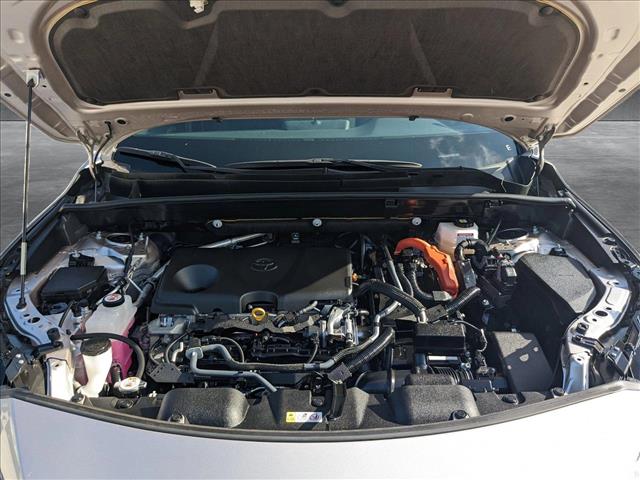 Vehicle image 20 of 22