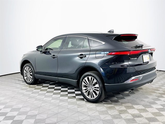 Vehicle image 6 of 30