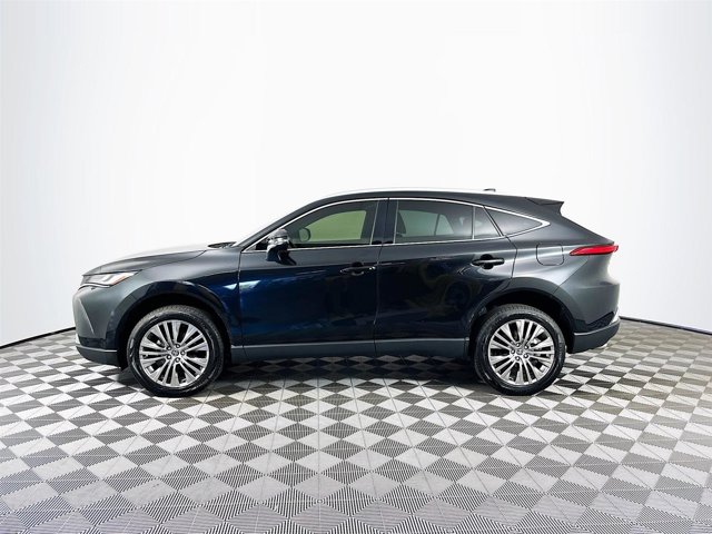 Vehicle image 7 of 30
