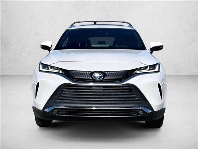 2022 Toyota Venza XLE Image 2 of 30