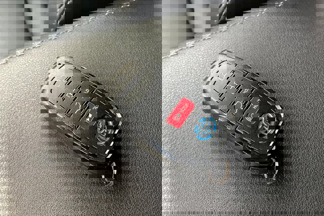 Vehicle image 16 of 39