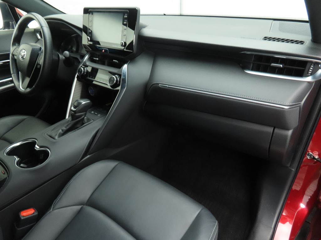 Vehicle image 17 of 35