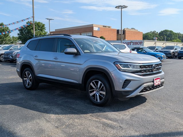 Vehicle image 3 of 30