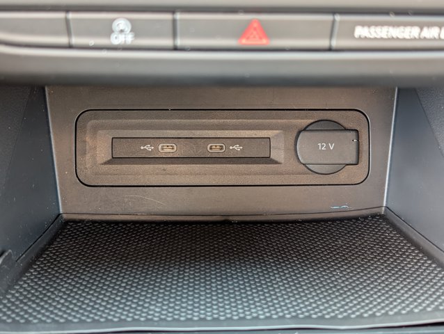 Vehicle image 12 of 30