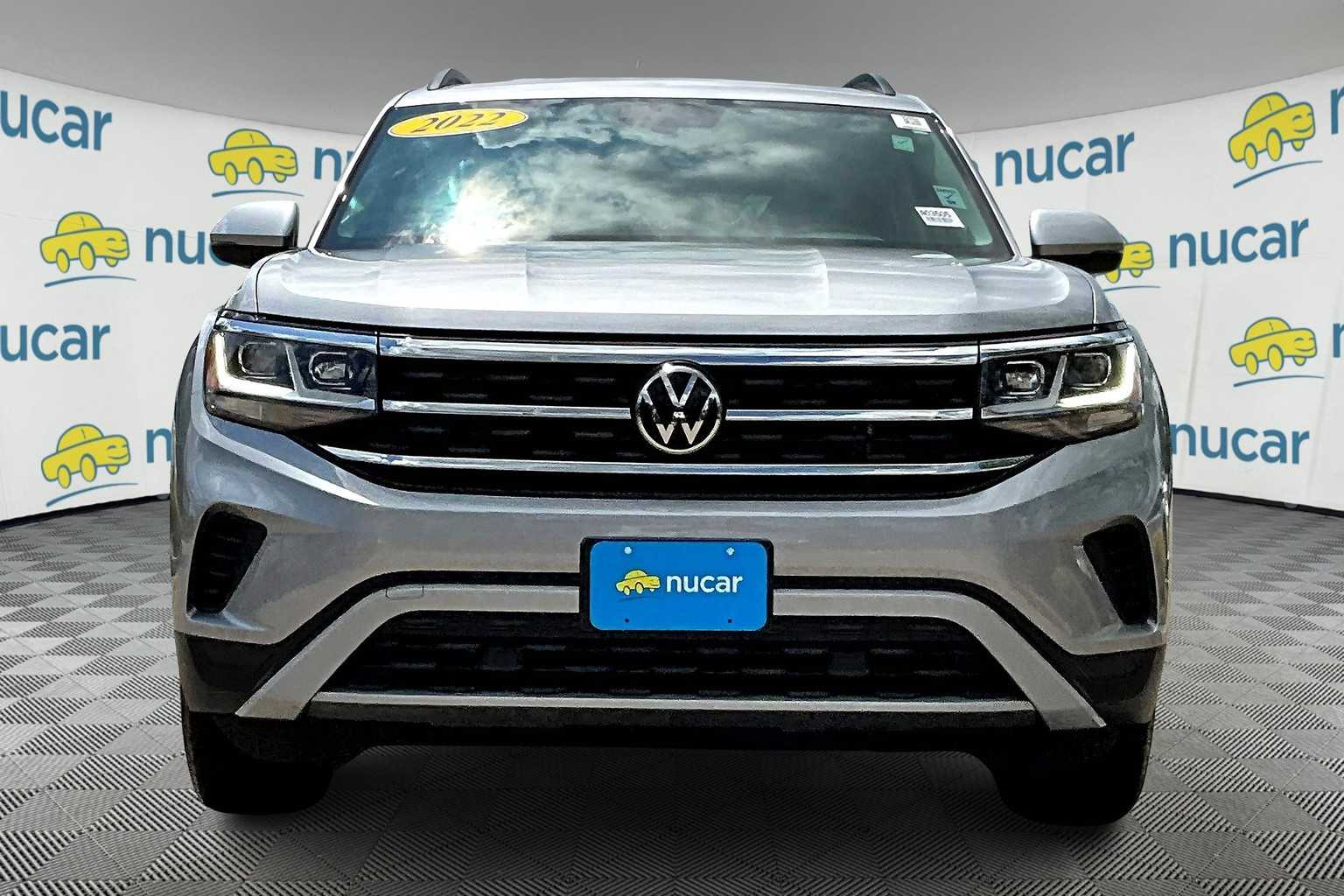 Vehicle image 2 of 35