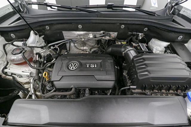 2022 Volkswagen Atlas 2.0T SEL Image 10 of 50