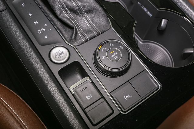 2022 Volkswagen Atlas 2.0T SEL Image 46 of 50