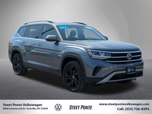 2022 Volkswagen Atlas 2.0T SE Technology Image 2 of 28