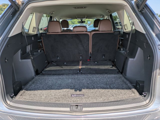 2022 Volkswagen Atlas 2.0T SE Technology Image 8 of 28