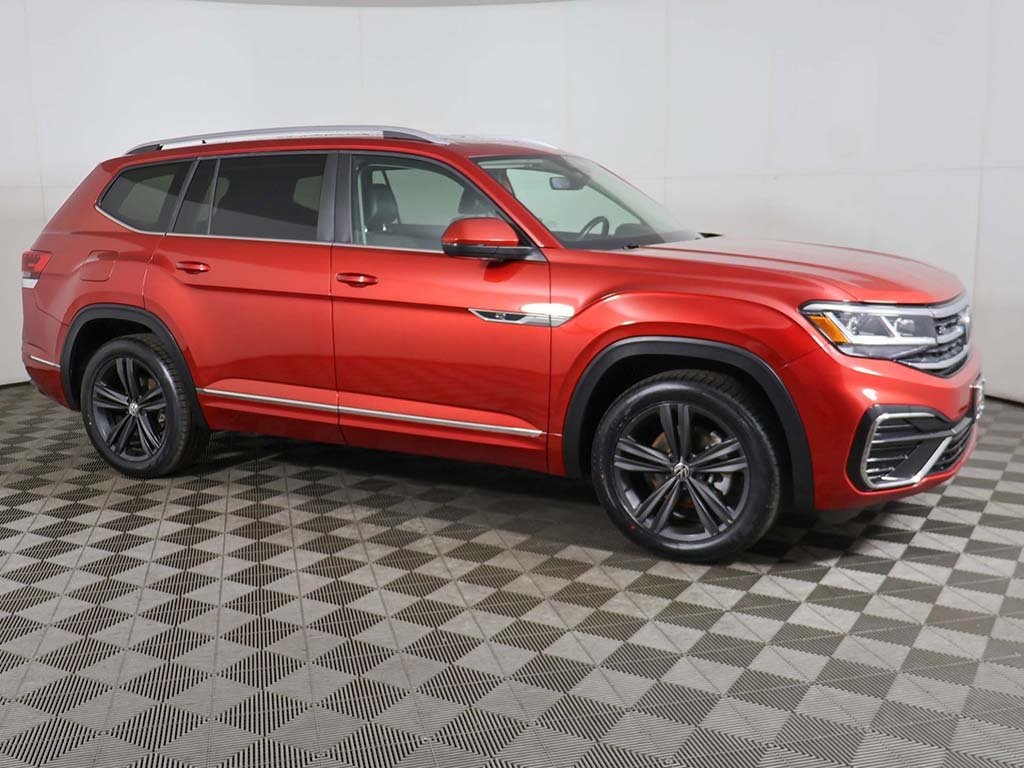 2022 Volkswagen Atlas 3.6L V6 SEL R-Line Image 5 of 68