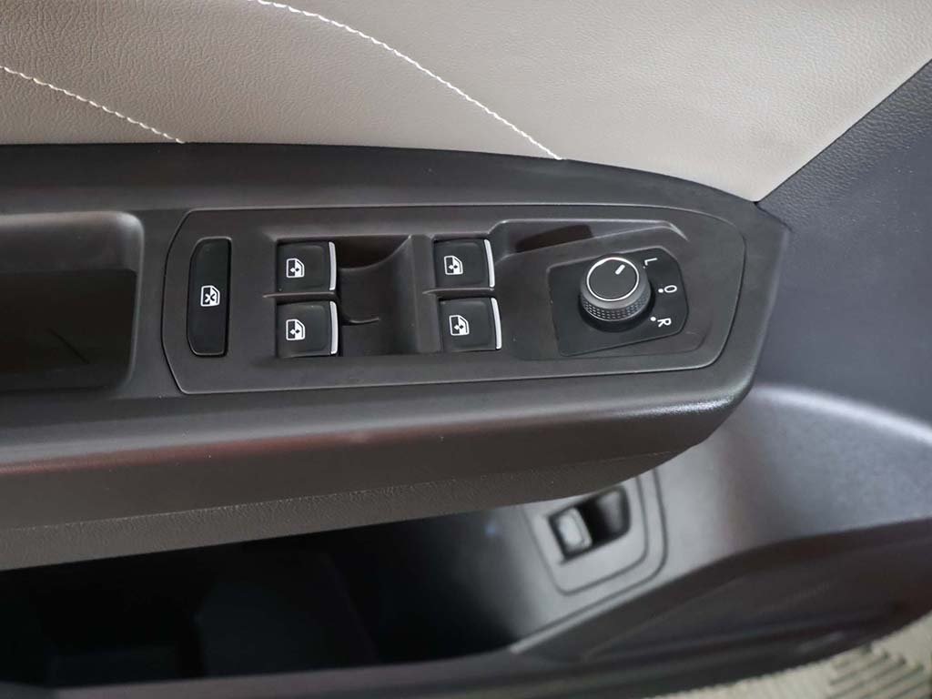 2022 Volkswagen Atlas 3.6L V6 SEL R-Line Image 59 of 68
