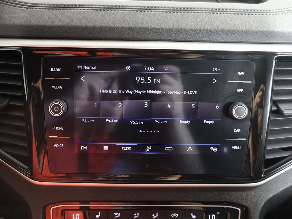 2022 Volkswagen Atlas 3.6L V6 SEL R-Line Image 34 of 68