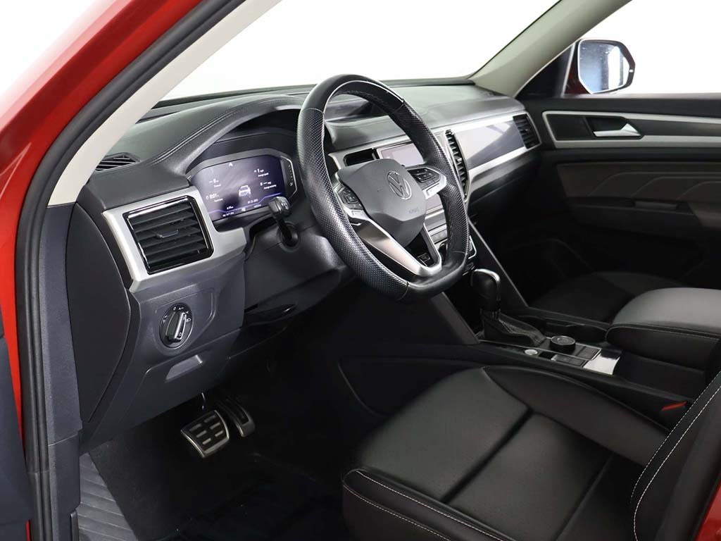 2022 Volkswagen Atlas 3.6L V6 SEL R-Line Image 28 of 68