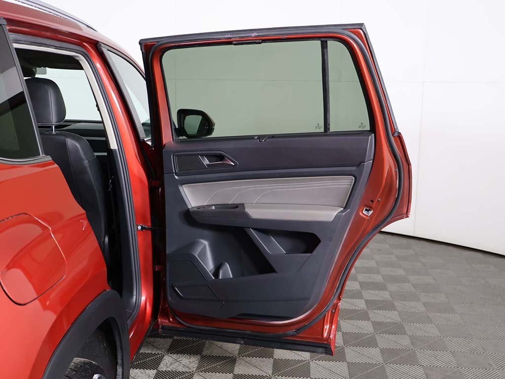 2022 Volkswagen Atlas 3.6L V6 SEL R-Line Image 60 of 68