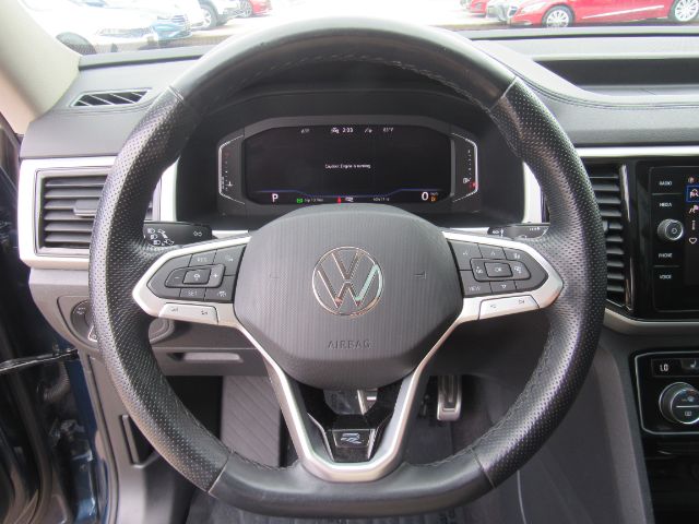 Vehicle image 36 of 42
