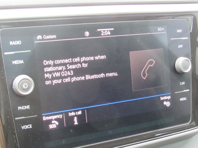 Vehicle image 40 of 42