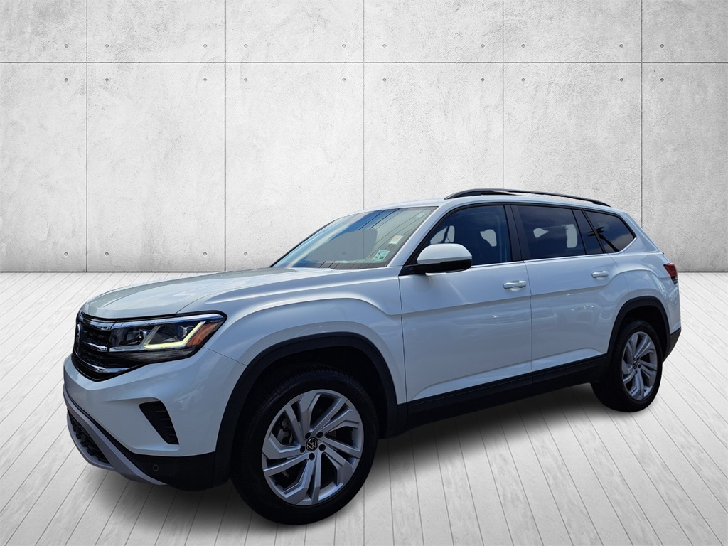 2022 Volkswagen Atlas 3.6L V6 SE Technology Image 1 of 28