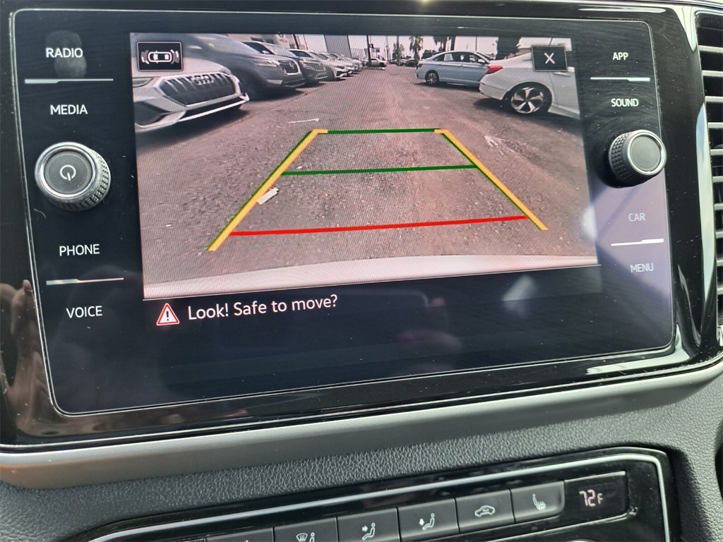 2022 Volkswagen Atlas 3.6L V6 SE Technology Image 17 of 28