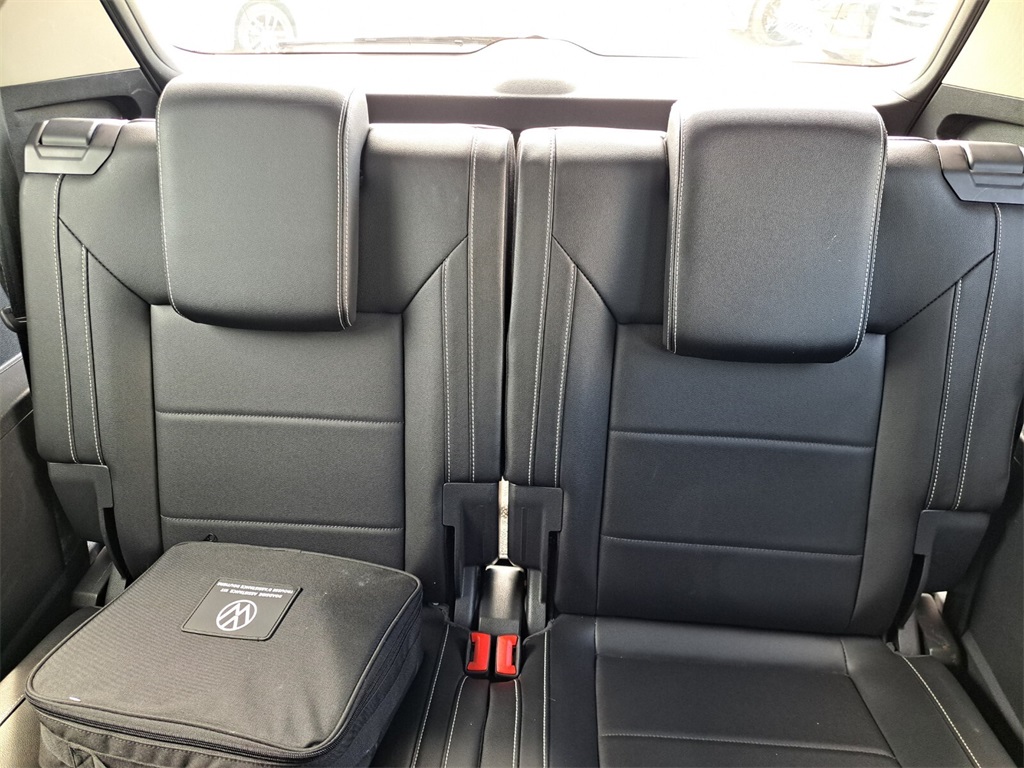 2022 Volkswagen Atlas 3.6L V6 SE Technology Image 14 of 28