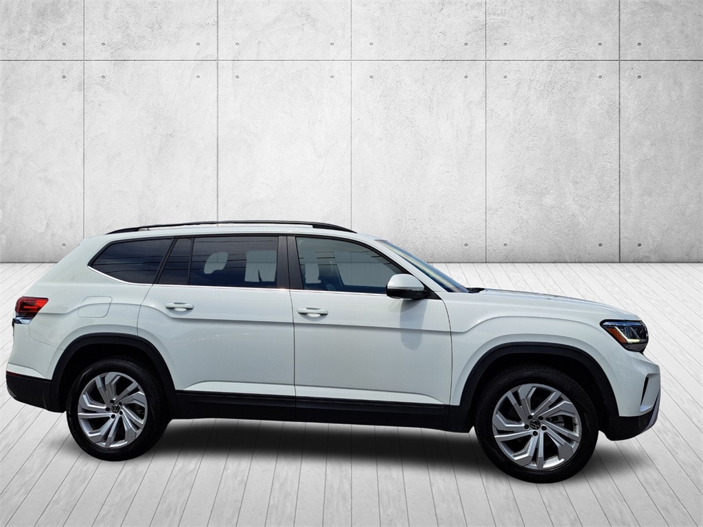 2022 Volkswagen Atlas 3.6L V6 SE Technology Image 5 of 28
