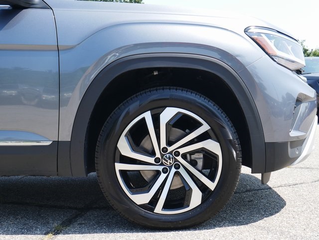 2022 Volkswagen Atlas 3.6L V6 SEL Image 11 of 29