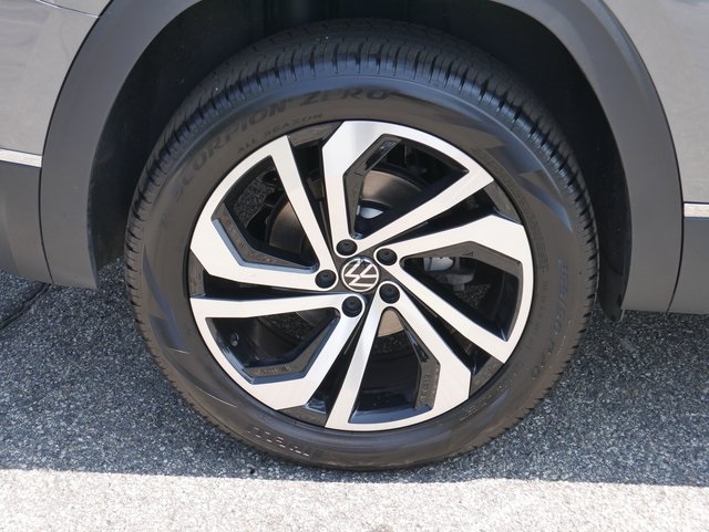 2022 Volkswagen Atlas 3.6L V6 SEL Image 9 of 29
