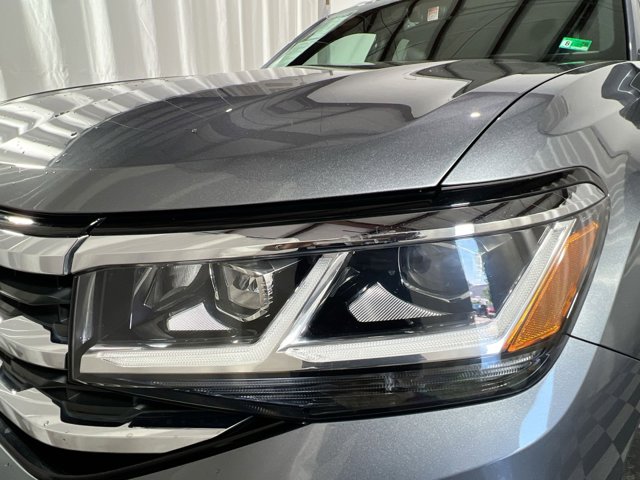 2022 Volkswagen Atlas Cross Sport 3.6L V6 SE Technology Image 23 of 26